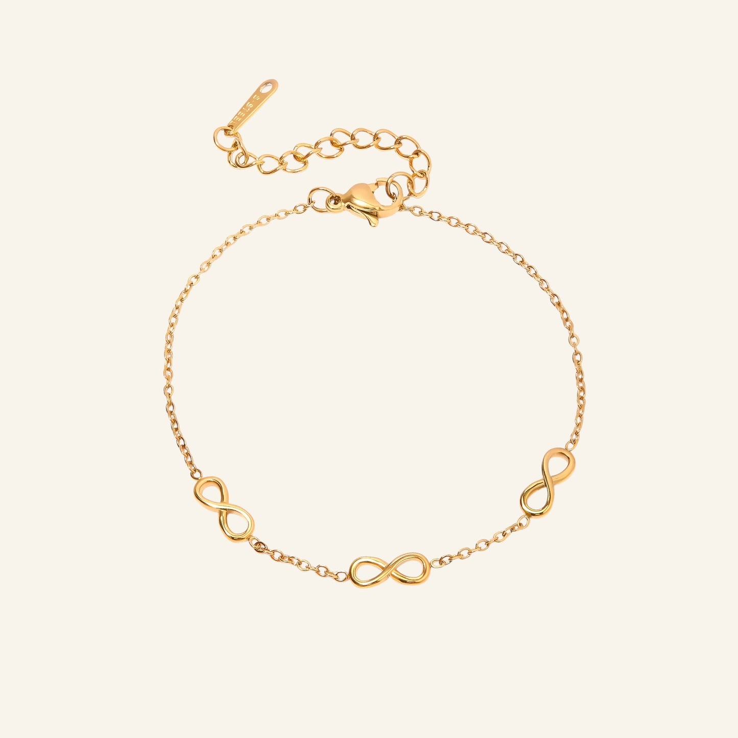 Armband med oändlighetssymboler