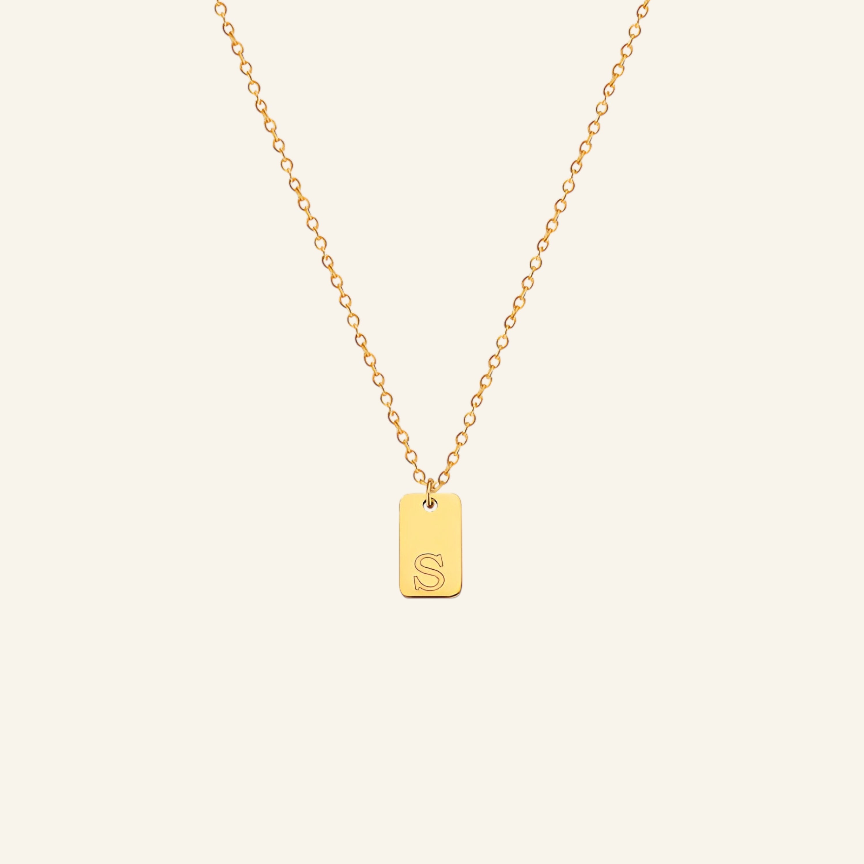 Bokstavshalsband med bokstavshänge & ankarkedja