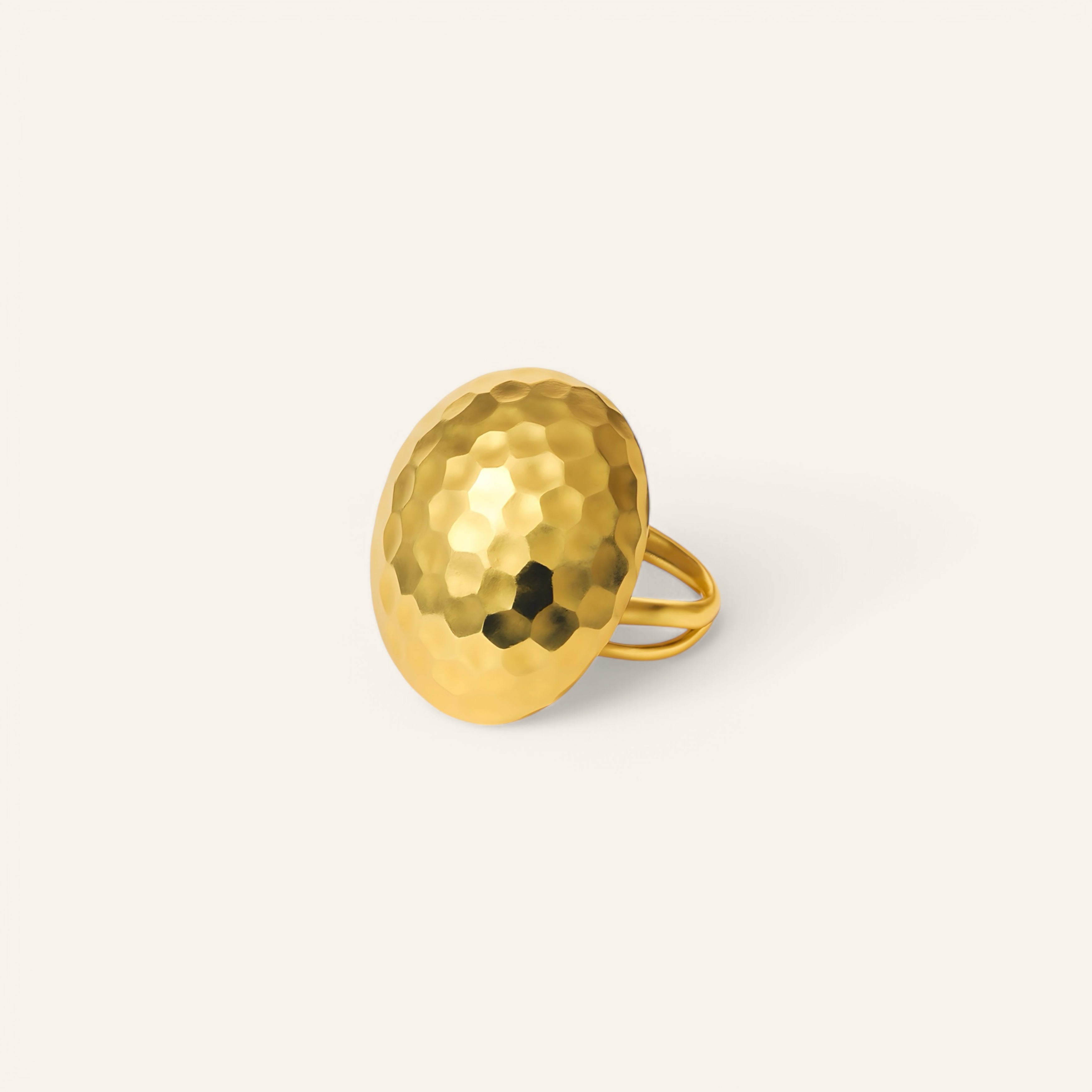 Ring - Hammered Dome