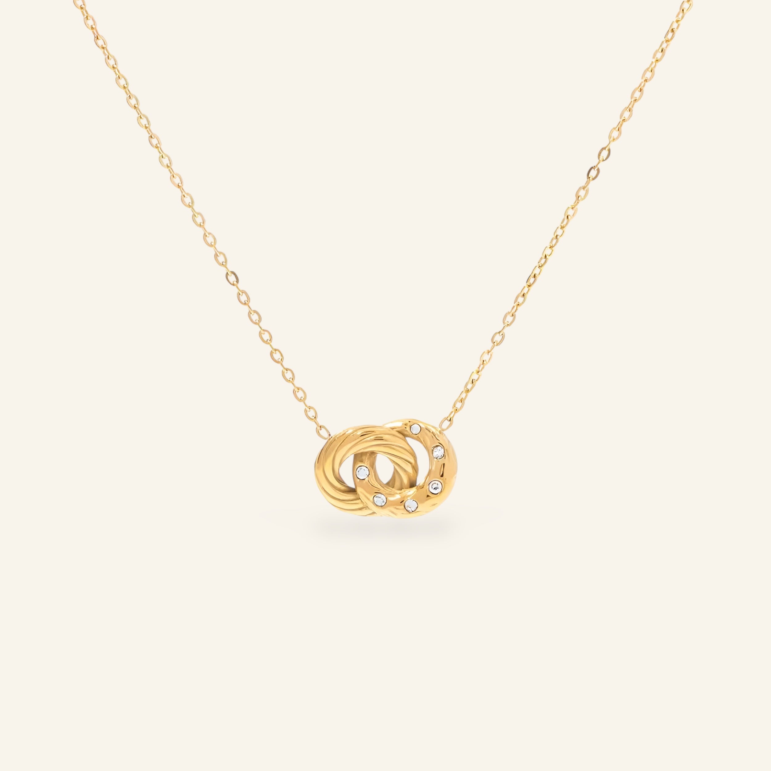 Ringhalsband med zirkonstenar