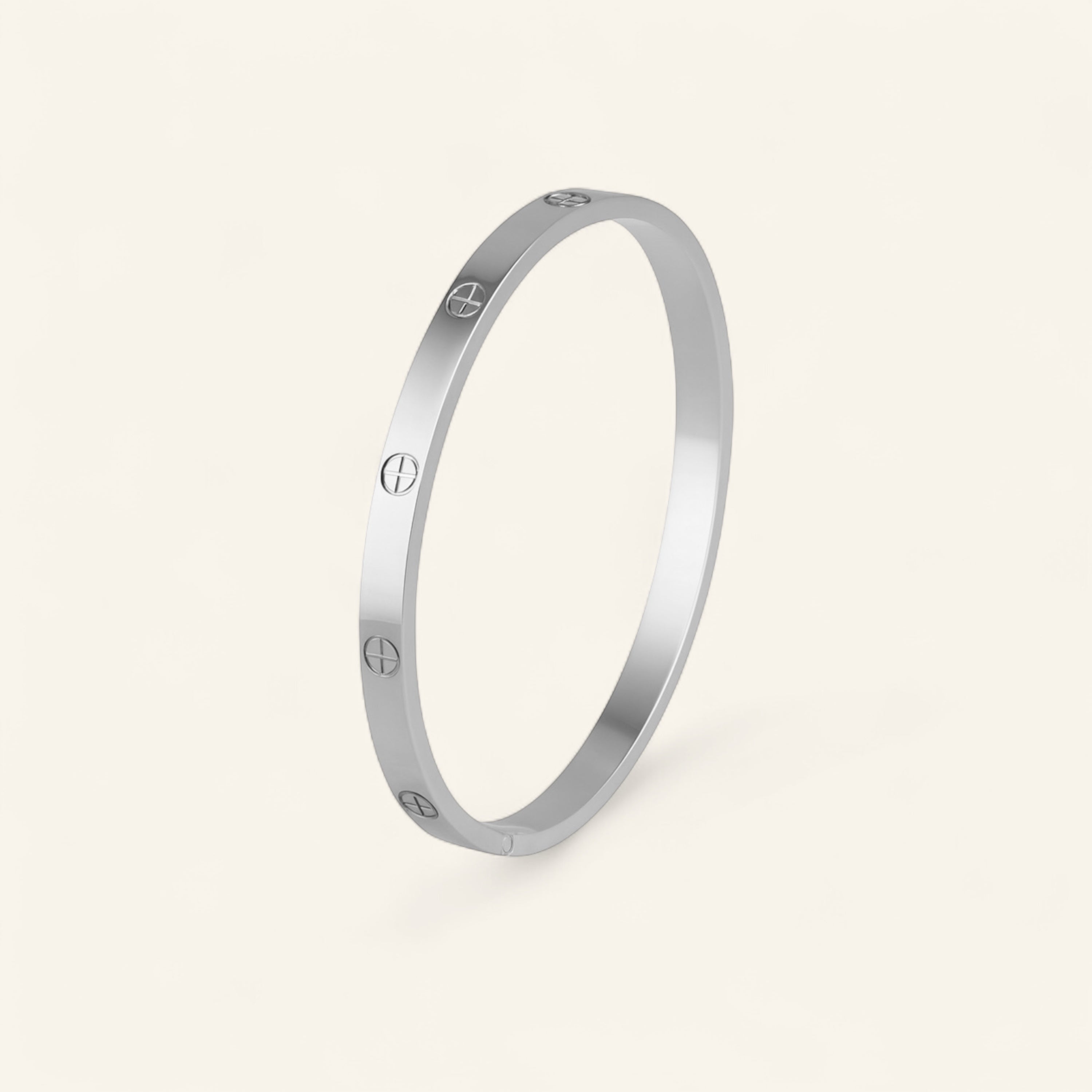 Armring med skruvdetaljer