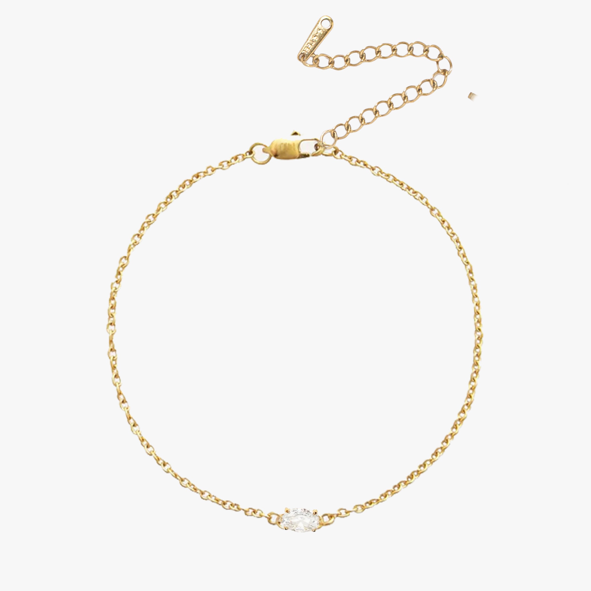 Petite armband med oval zirkonia