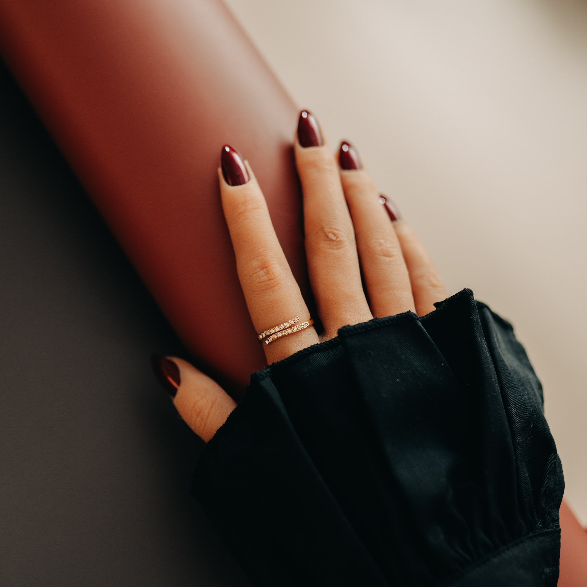 Justerbar ring med dubbla kristallrader