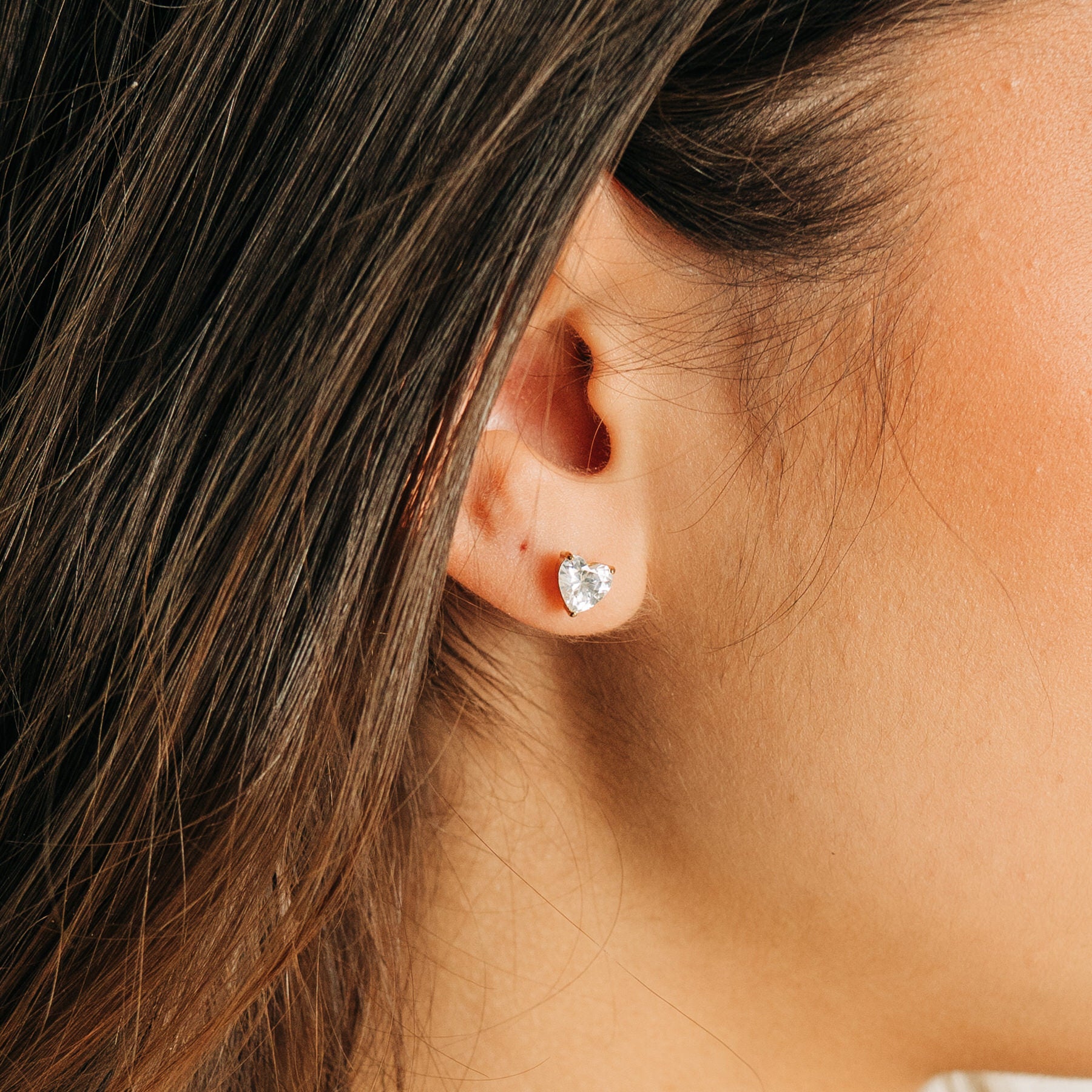 Petite örhänge hjärtformat studs