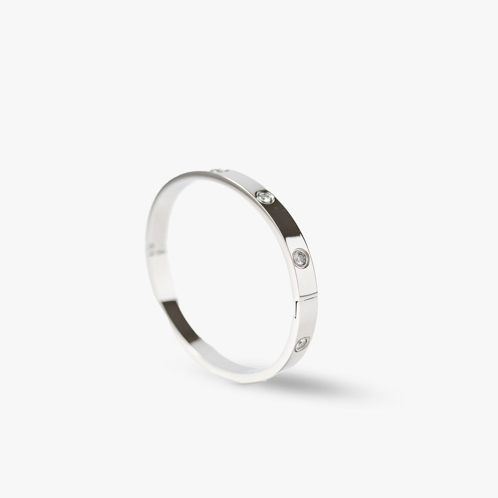 Armring med runda kristaller