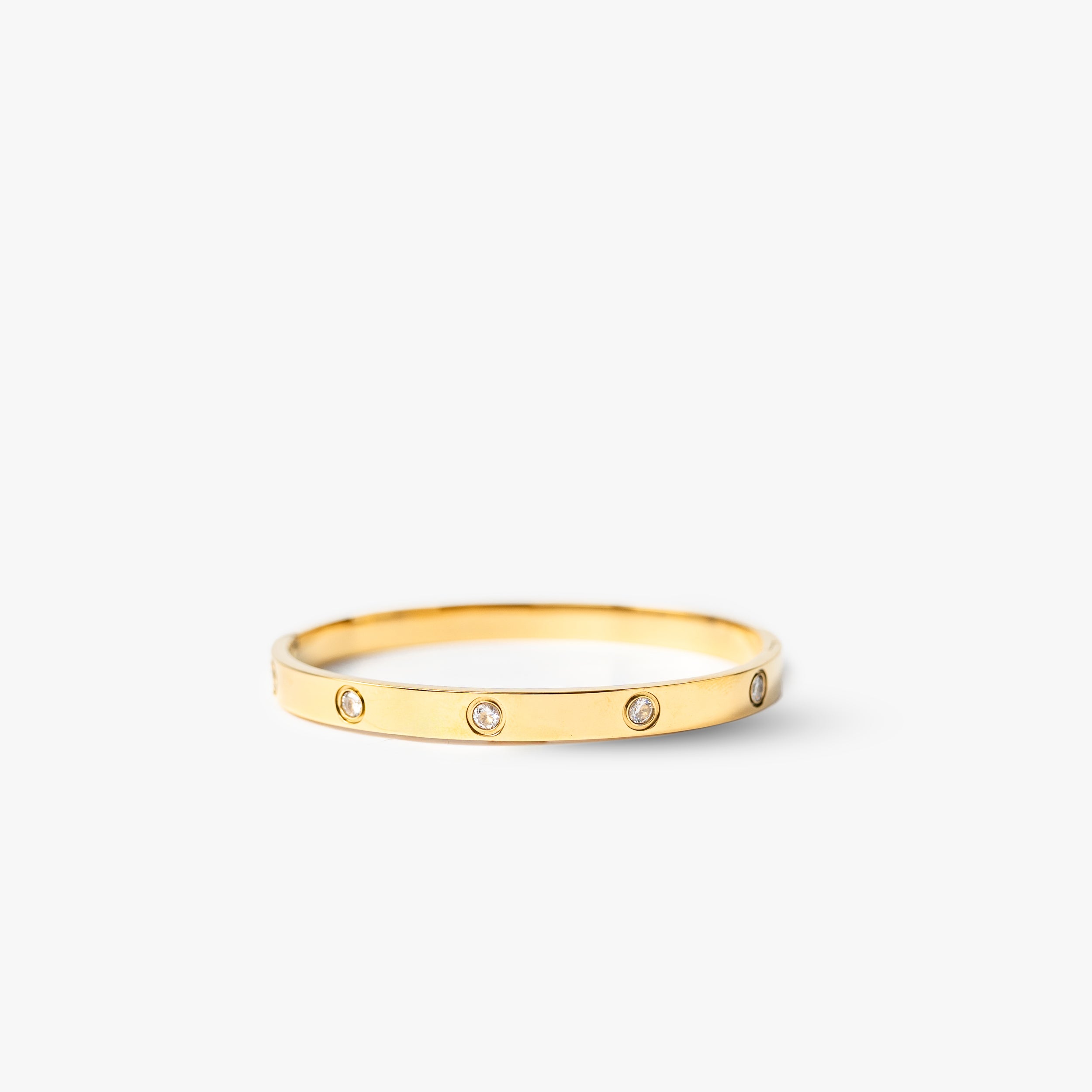 Armring med runda kristaller