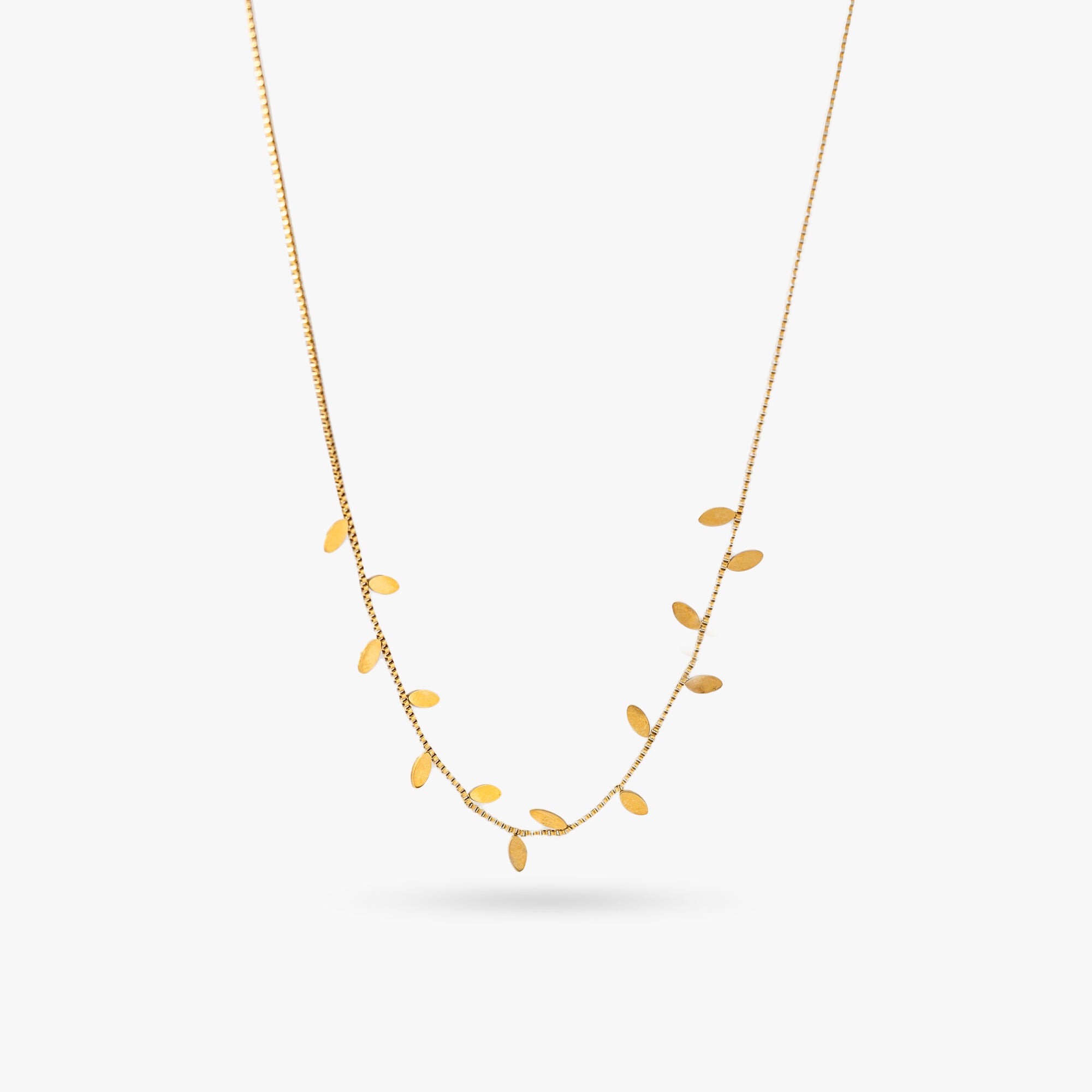 Halsband med glittrande detaljer 18k PVD-plätering