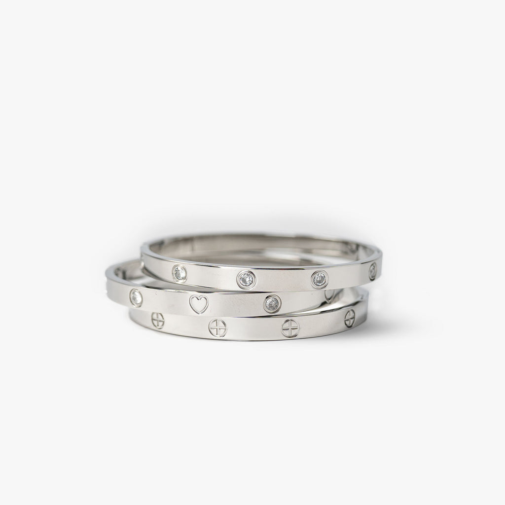 Armring med runda kristaller